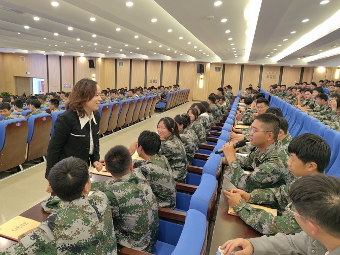 【“正心”项目进校园】从“心”出发、护“未”成长！南充市身心医院为学生心理健康保驾护航